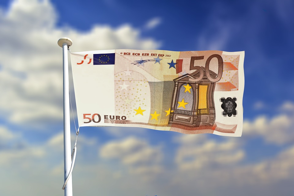 billet de 50euros sous forme de drapeau